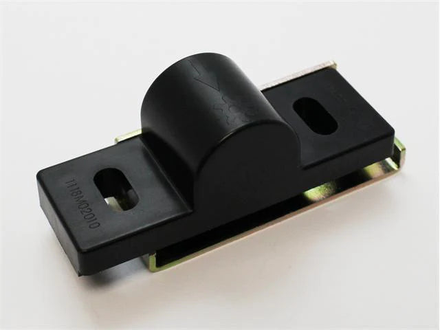 MAGNET MOUNTING BRACKET AND SCREWS