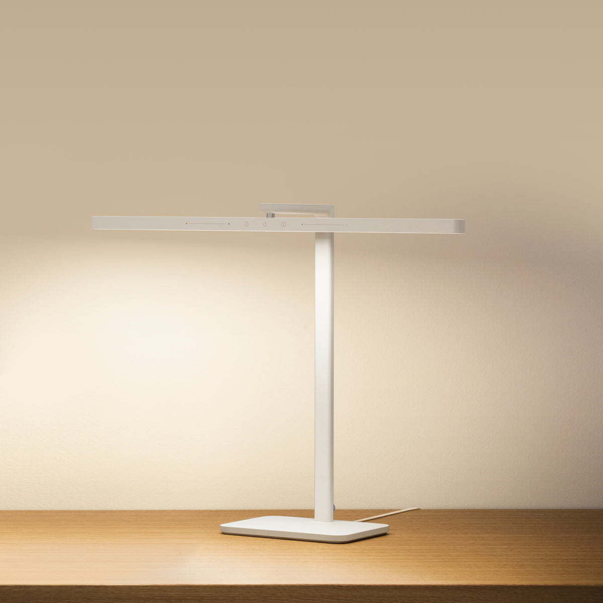 Xiaomi LED Desk Lamp 2 with Smart Voice Control – White – image 4