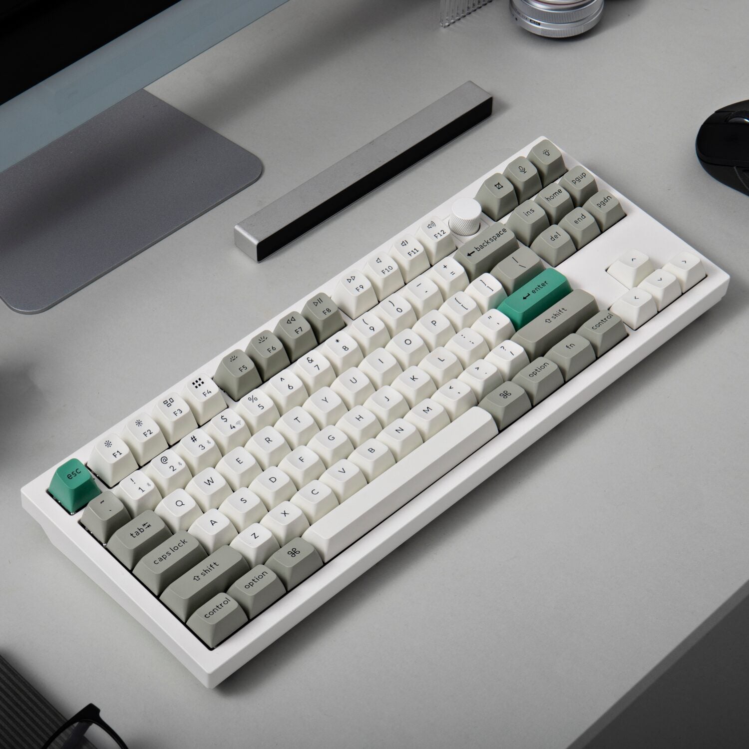 Keychron Q3 Max 80% Full Assembled Knob Red Switch Hot-Swap Gateron Jupiter RGB Wireless Keyboard - Shell White – image 4
