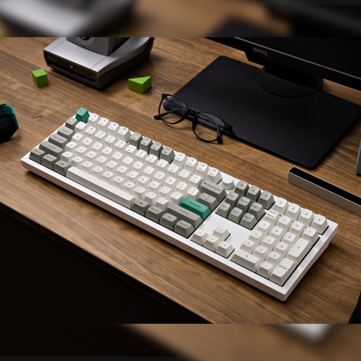 Keychron Q6 Max QMK/VIA Wireless Custom Mechanical Keyboard KSA Gateron Red Jupiter Switches - Shell White – image 4