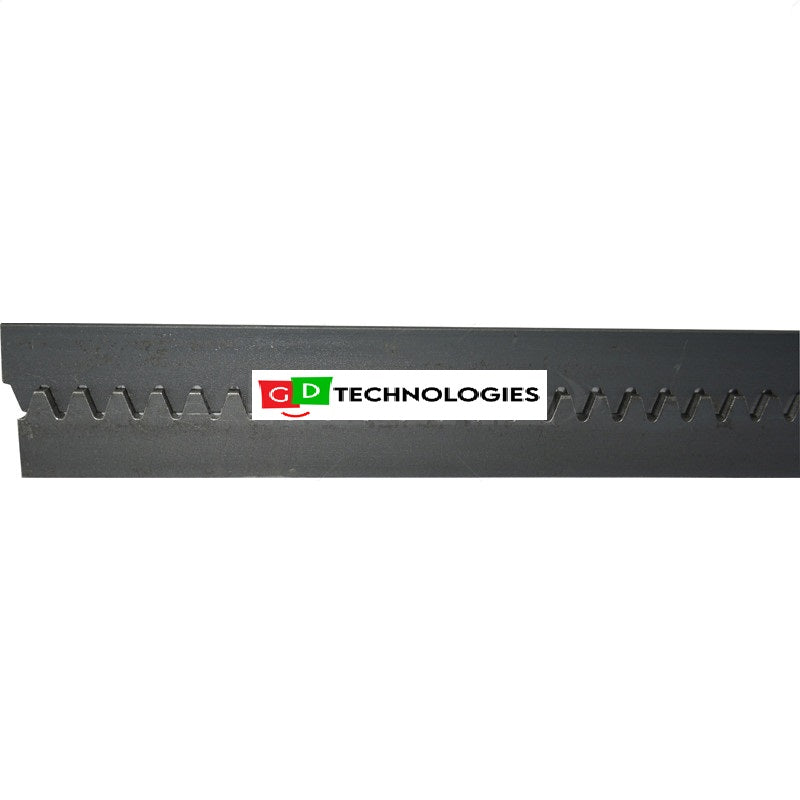 STEEL RACK - 30 x10MM x 2M INCL 4x ANGLE BRACKETS