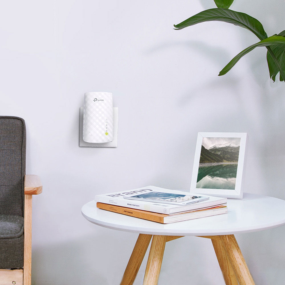 TP-LINK RE200 AC750 750MBPS DUAL BAND WIRELESS RANGE EXTENDER WITH 10/100M ETHERNET PORT - image 5