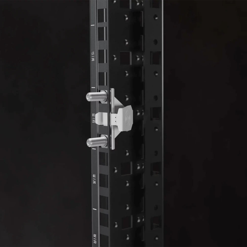 PATCHBOX /DEV/MOUNT TOOL-FREE 19" RACK MOUNTING CLIPS - 2-PACK - image 4