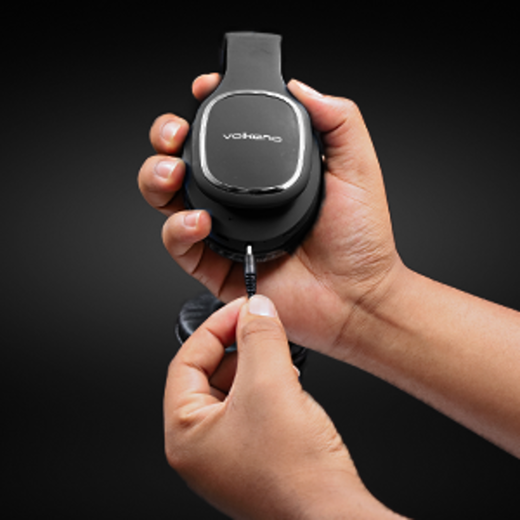 Volkano Phonic Series Bluetooth full size headphones - black
