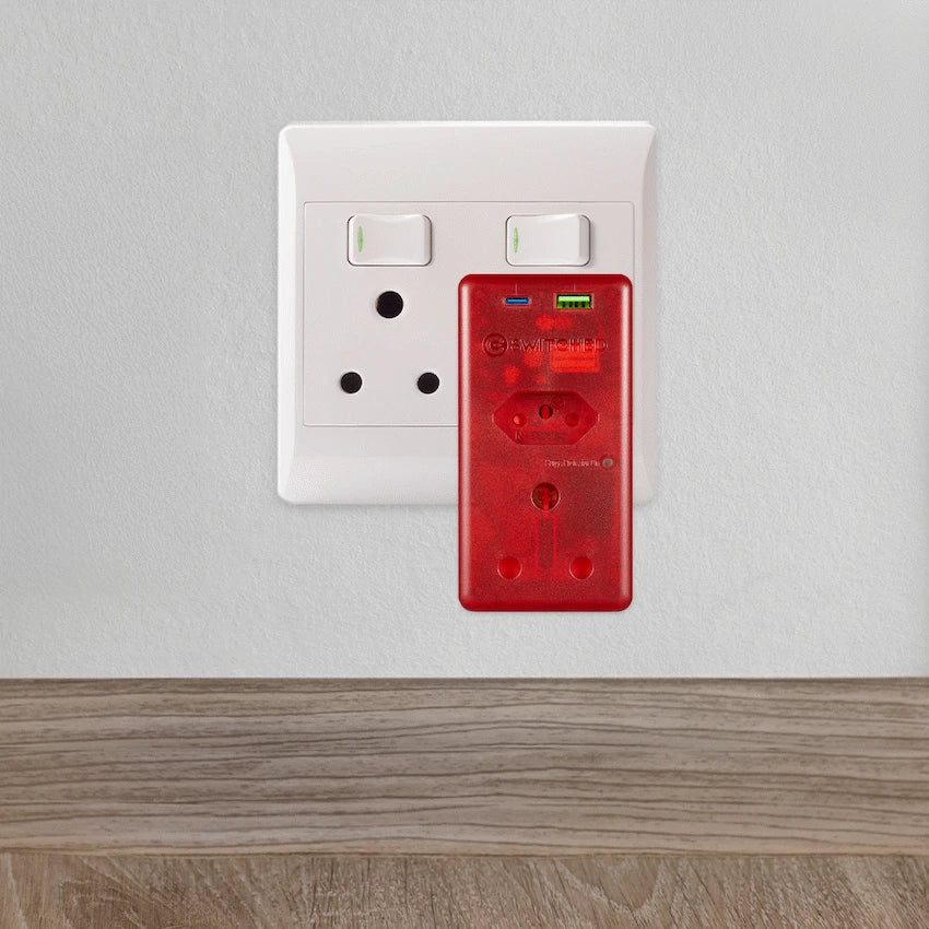 Switched High Surge Multi Adaptor with USB + Type-C PD20W - image 13