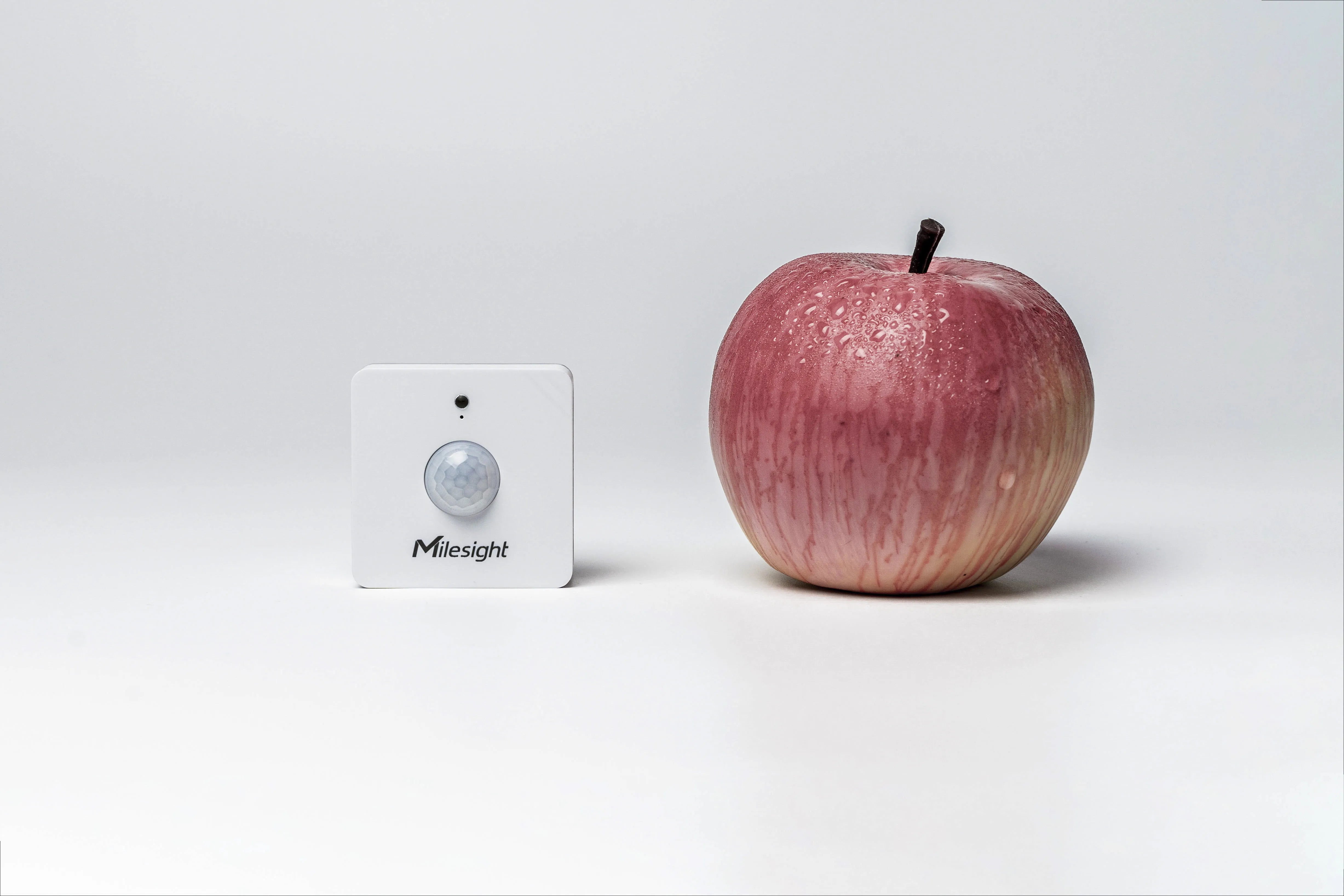 Milesight Prescence, Motion and Light Sensor - image 3