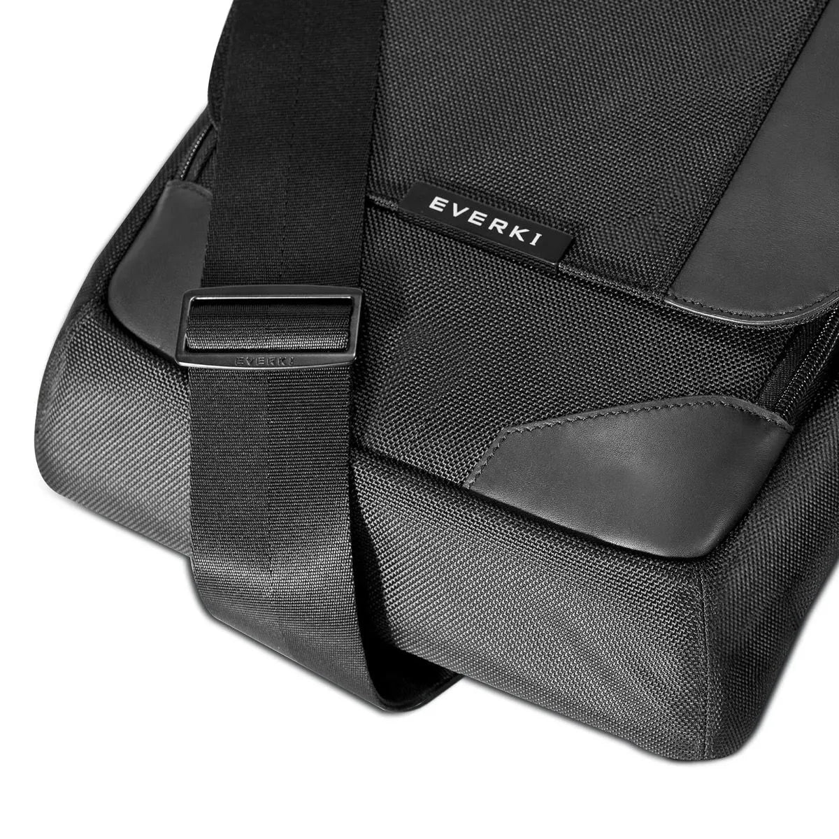 EVERKI VENUE XL MESSENGER | Fits up to 12 inch devices | RFID-safe pocket | Easy access phone pocket | Leather accents - image 9