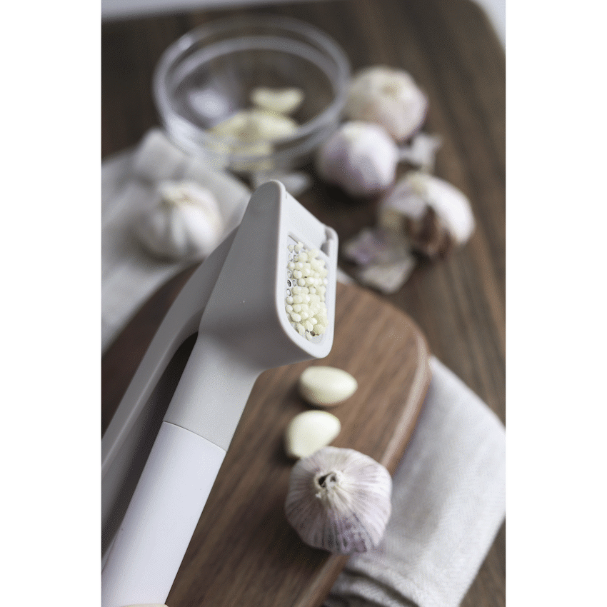 Kitchen Inspire Garlic Press - image 3