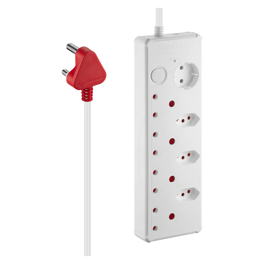 Switched Medium Surge 8-Way Multiplug 0.5m - image 4