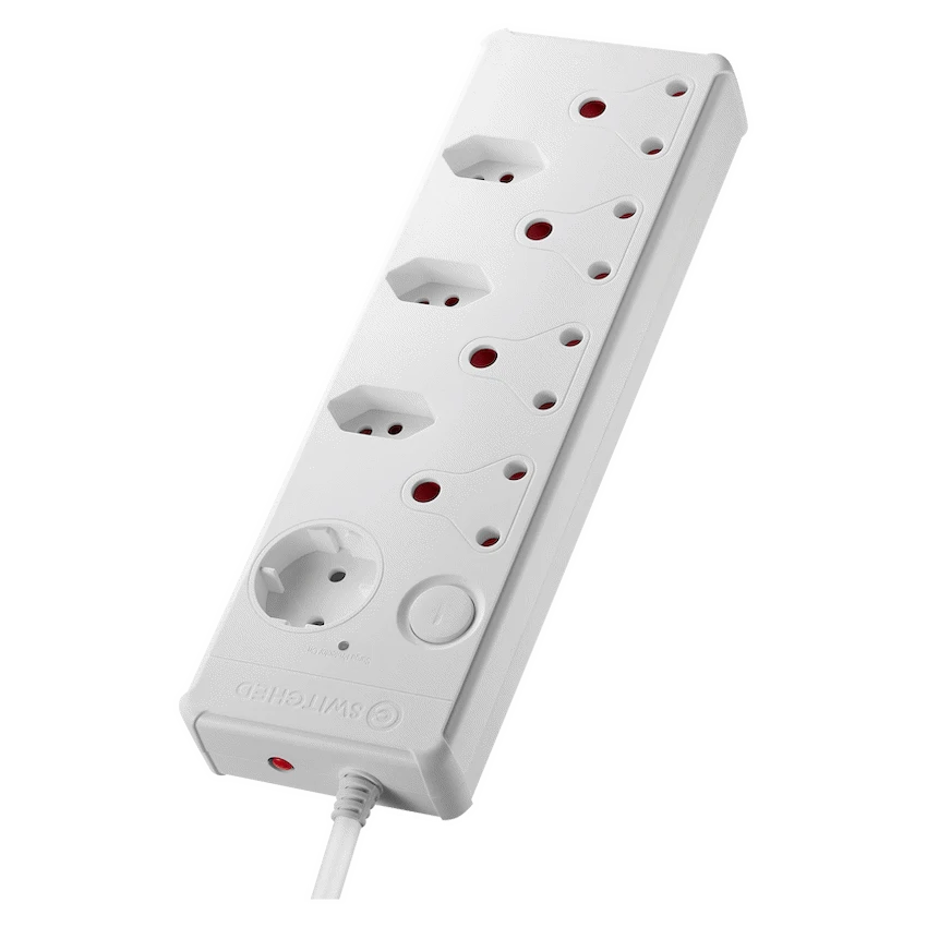 Switched Medium Surge 8-Way Multiplug 0.5m - image 6