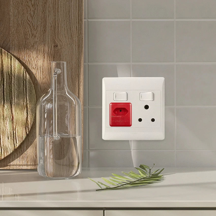 SWITCHED 1 Way High Surge Network Safe Adaptor - image 8