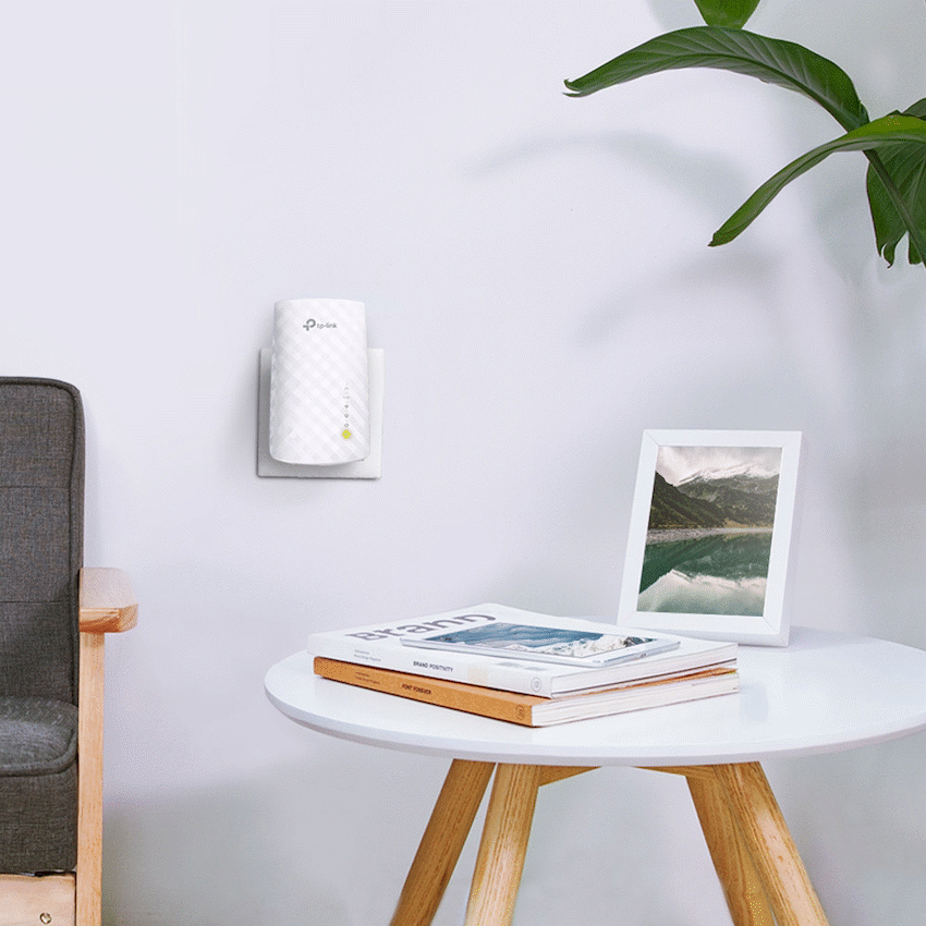 TP-Link RE200 AC750 Wi-Fi Range Extender - image 8