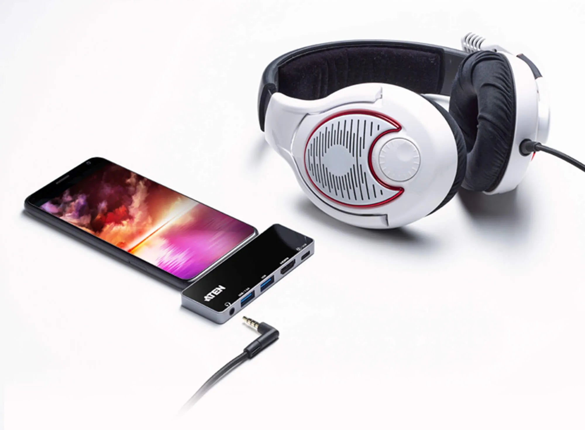 ATEN Dock; USB-C 5-in-1 Travel Dock with Power Pass-Through - 1 x audio port; 2 x USB Type-A ports; 1 x HDMI; 1 x USB-C - image 7