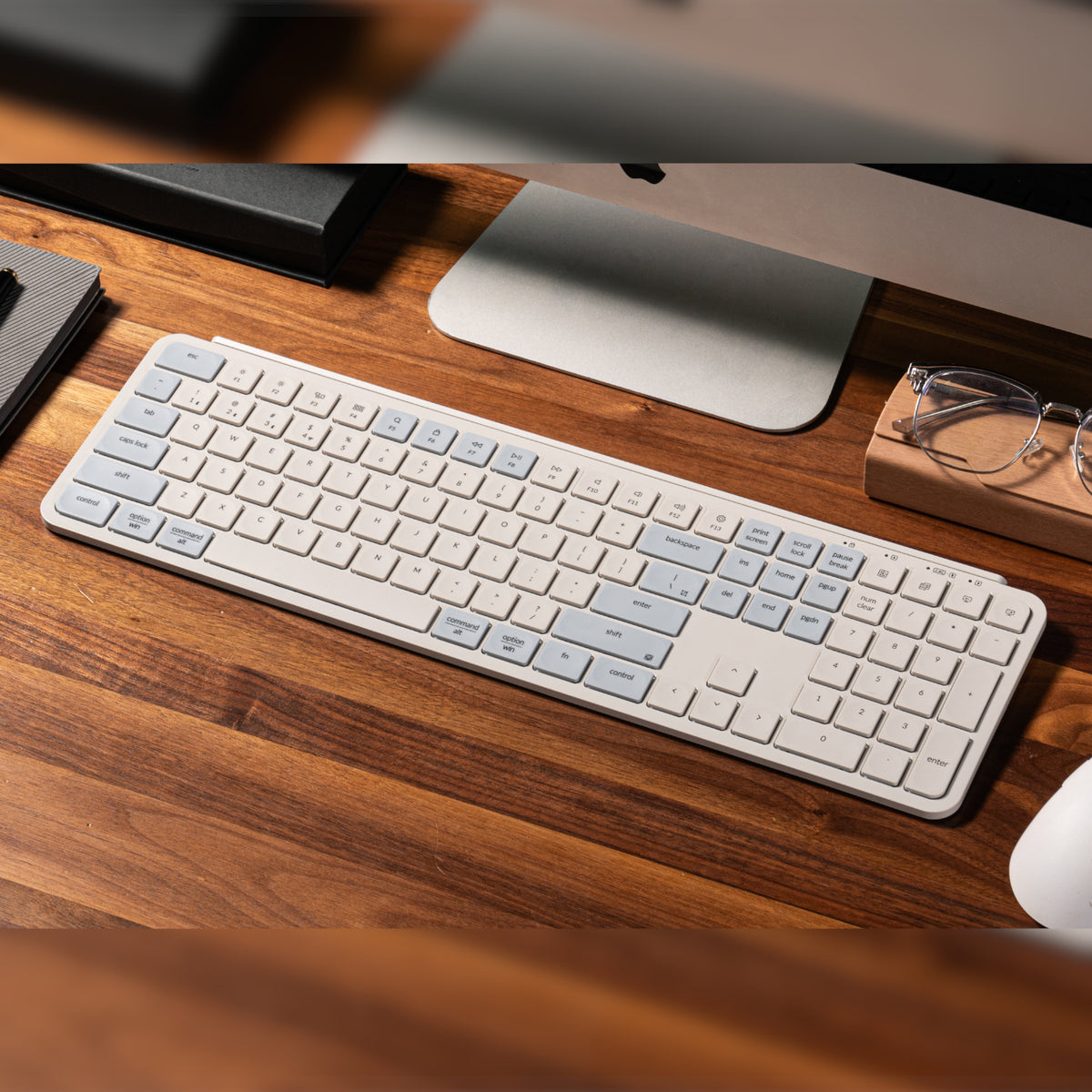 Keychron B6 Pro Ultra-Slim 100% Wireless Keyboard - Retro Blue – image 5