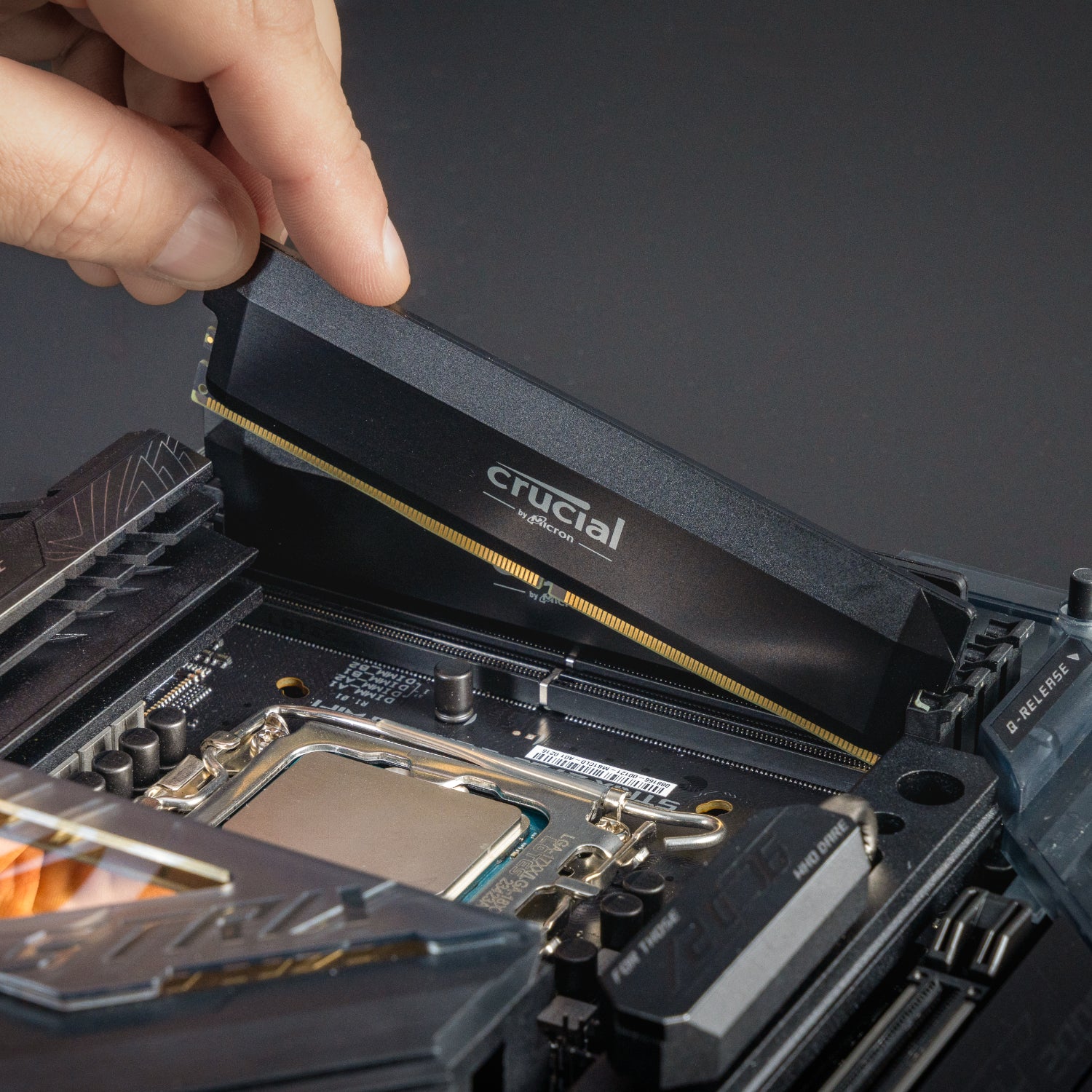 Crucial Pro Overclocking 32GB 6000Mhz DDR5 Desktop Memory Black – image 5