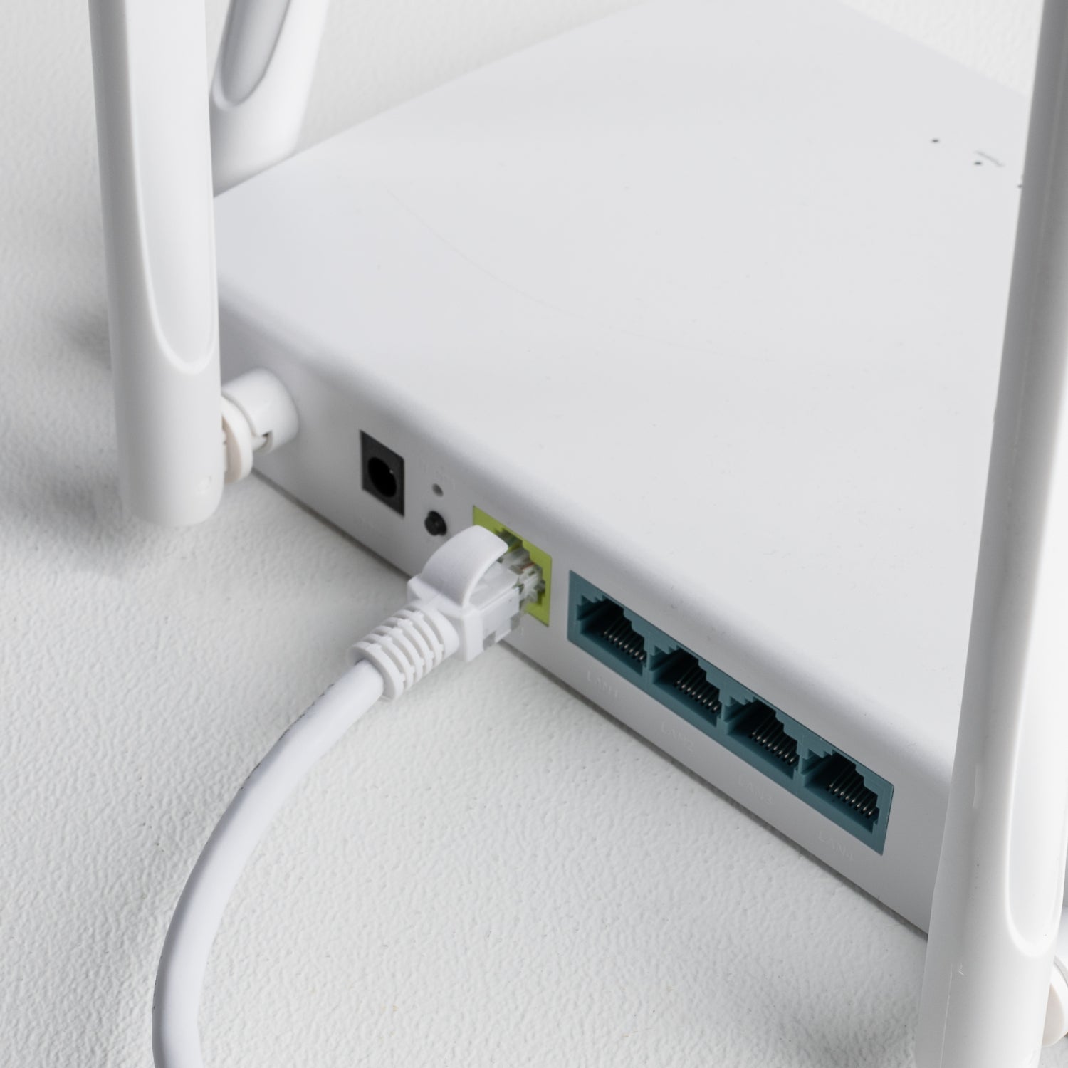Gizzu Cat6 UTP Fly Lead Ethernet Network Cable 20cm - White - image 3