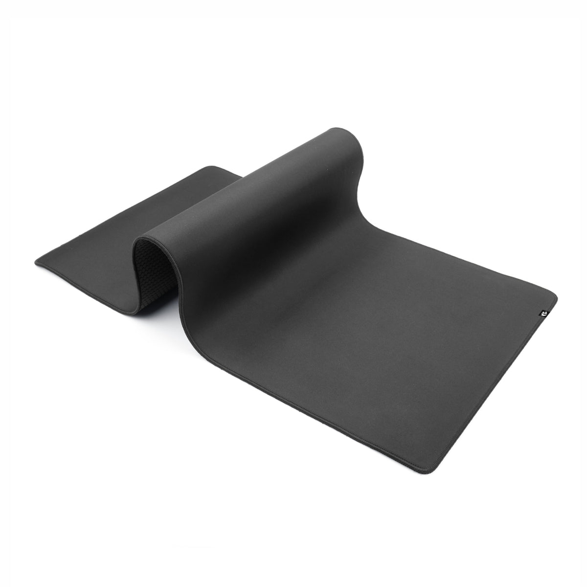 Redragon P040 FLICK 3XL Gaming Mouse Pad - Black (1219 x 610 x 3mm) – image 3