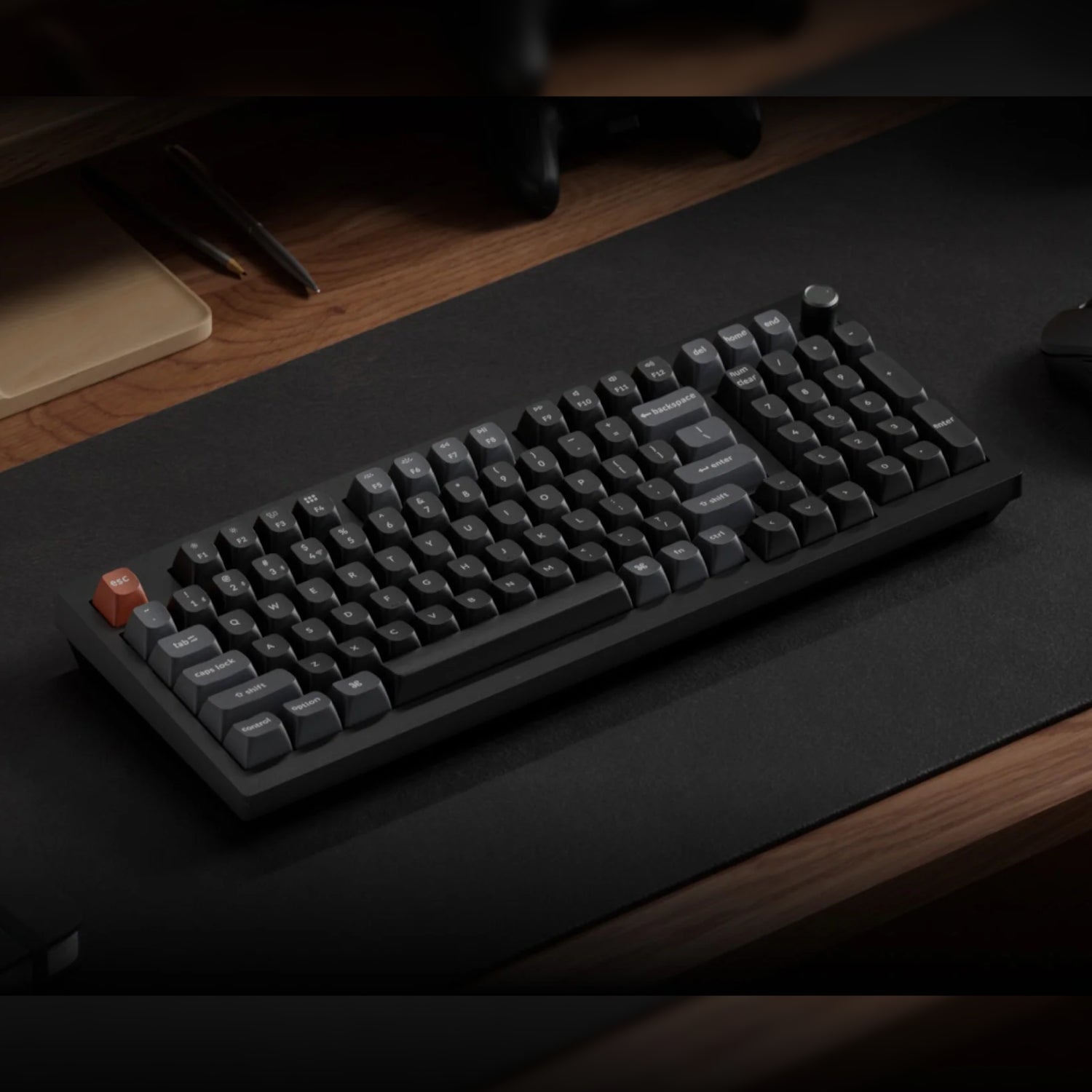 Keychron V5 Ultra 96% 8K Red Switch Hot-Swapple Silk POM RGB Wireless Keyboard – image 6