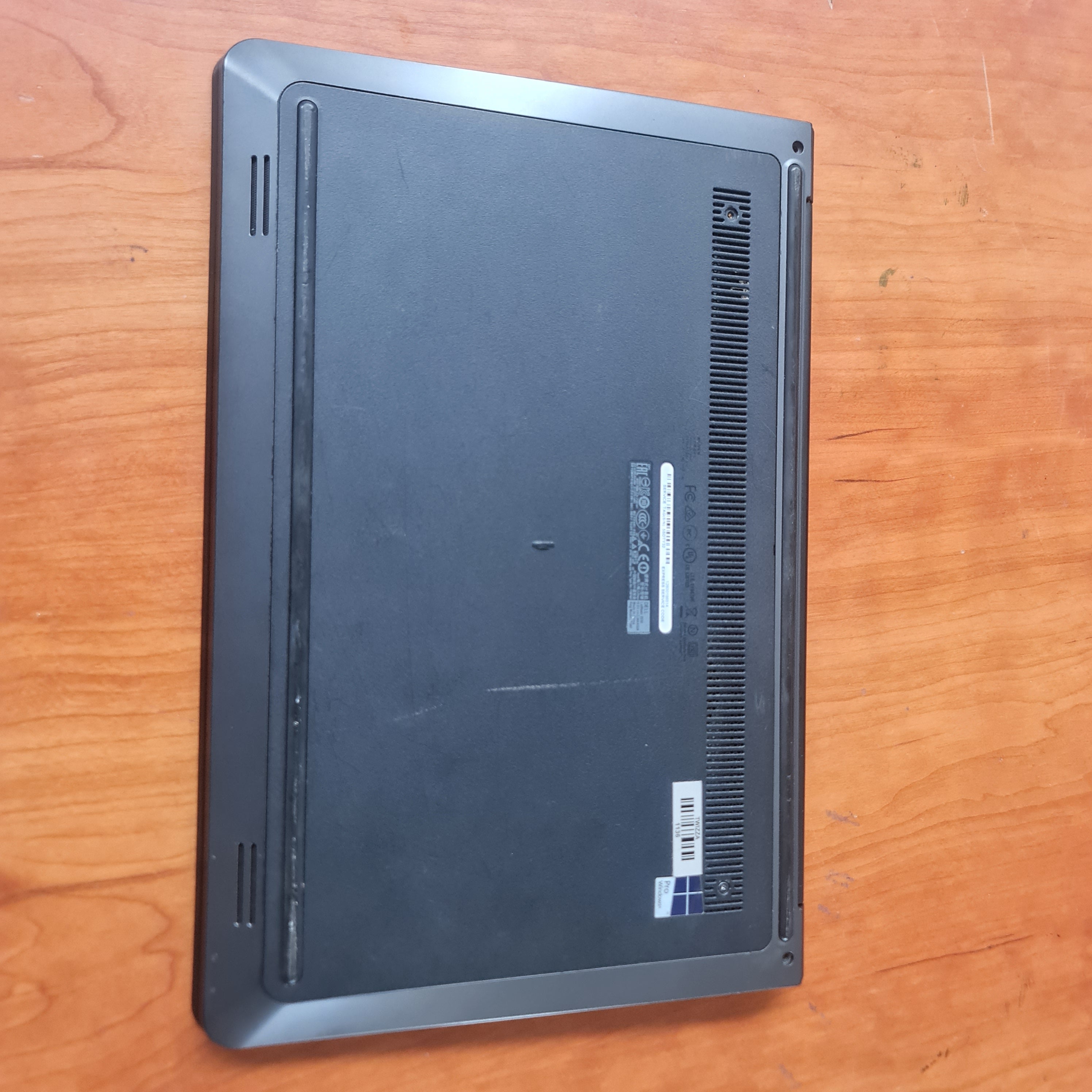 Dell Latitude 3550 Covers (Including Bezel, Display Cable, Wi-Fi Cables, Speakers, Touchpad) - Refurbished