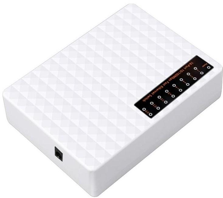16 PORT 10/100 SWITCH - image 2